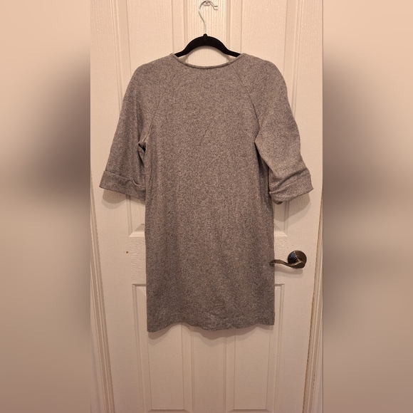 Wool dress - Picture 2 of 4